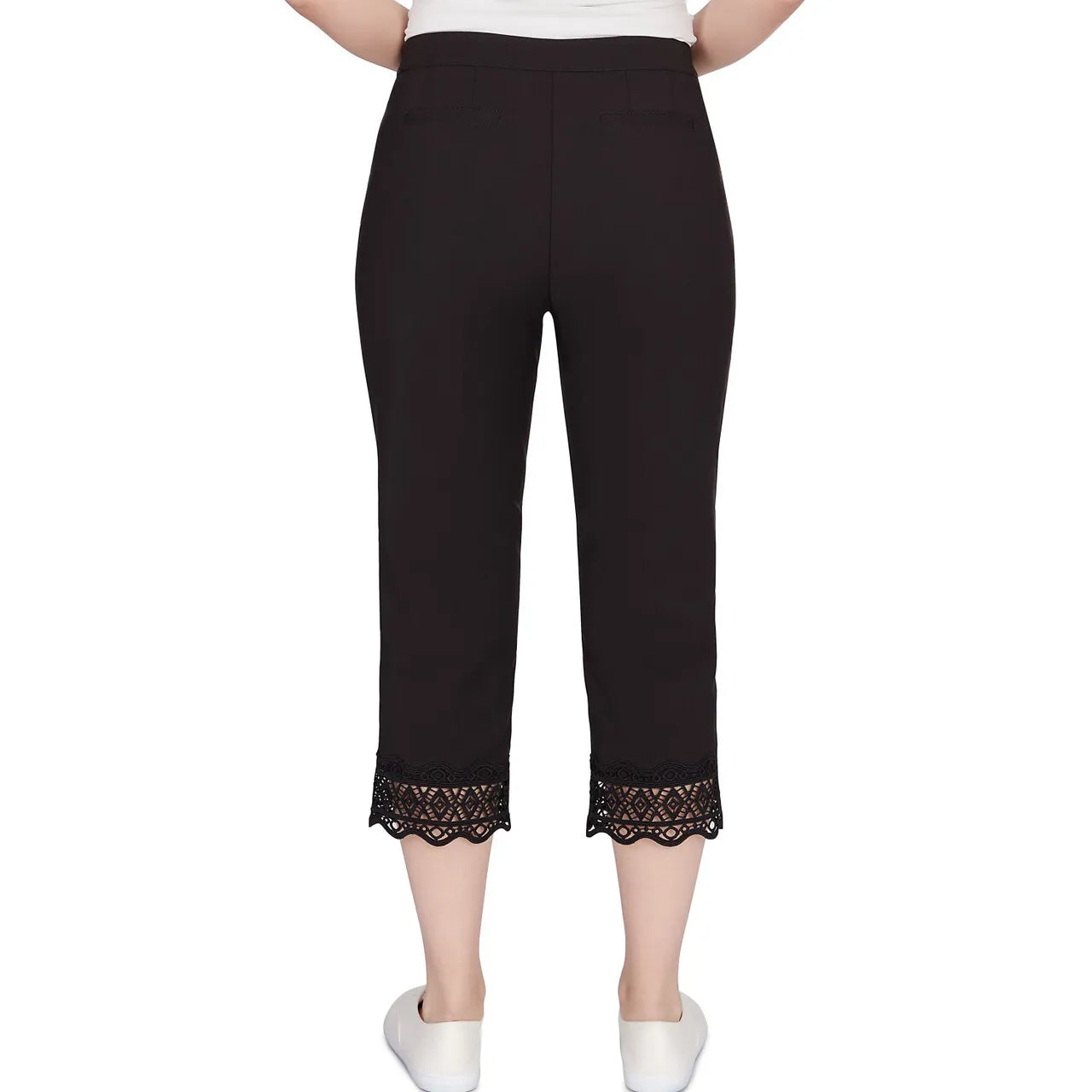 Stretch Lace Hem Capri Black- Ruby Rd