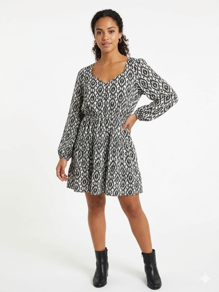 Dress 3/4 Sleeve Bishop Sleeve