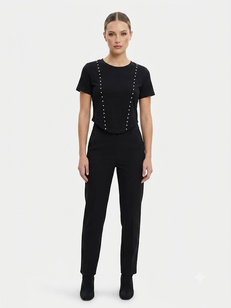 Front Jewel Jersey Scoop Bottom Crop Tee Black