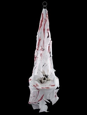 Hanging Skull on Dish w/Light-39.3"