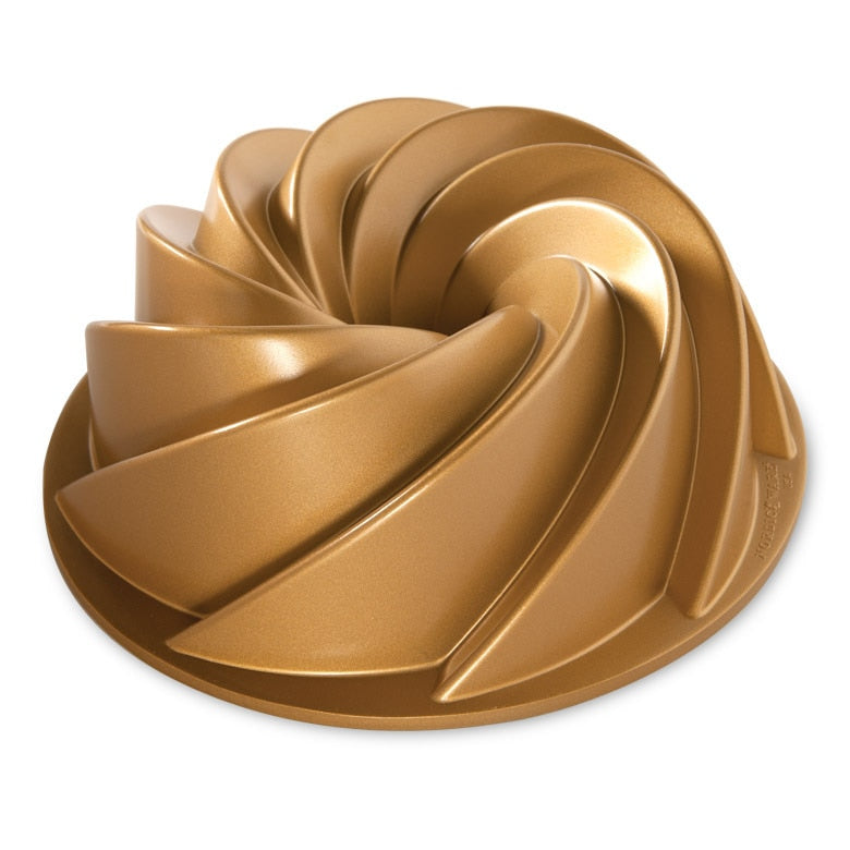 10 Cup Heritage Bundt Pan