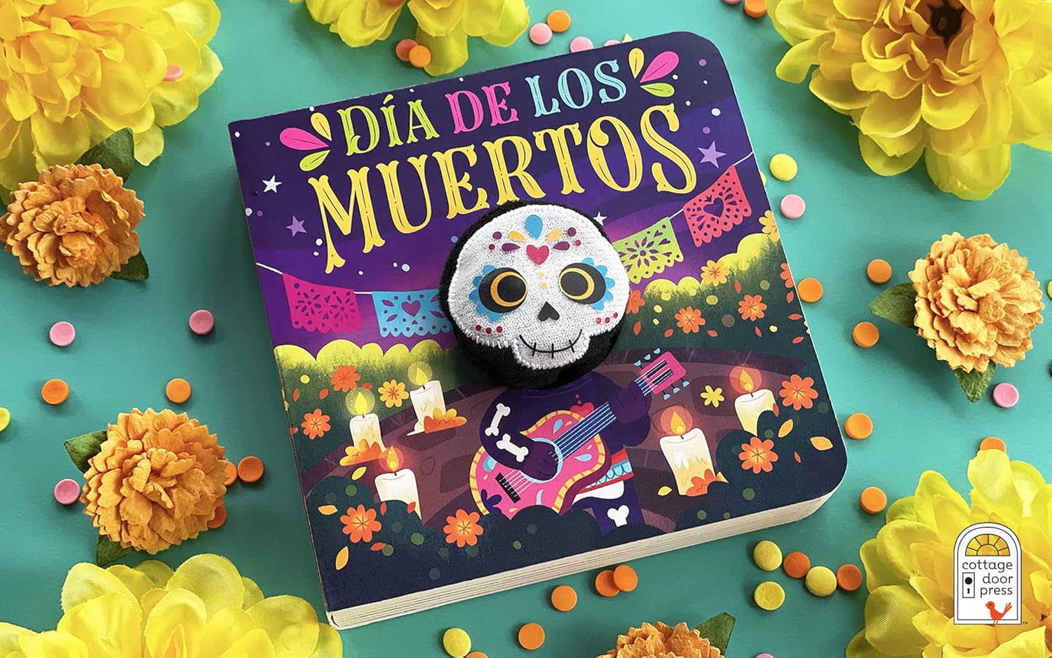 Día de los Muertos Toy Pupper Book