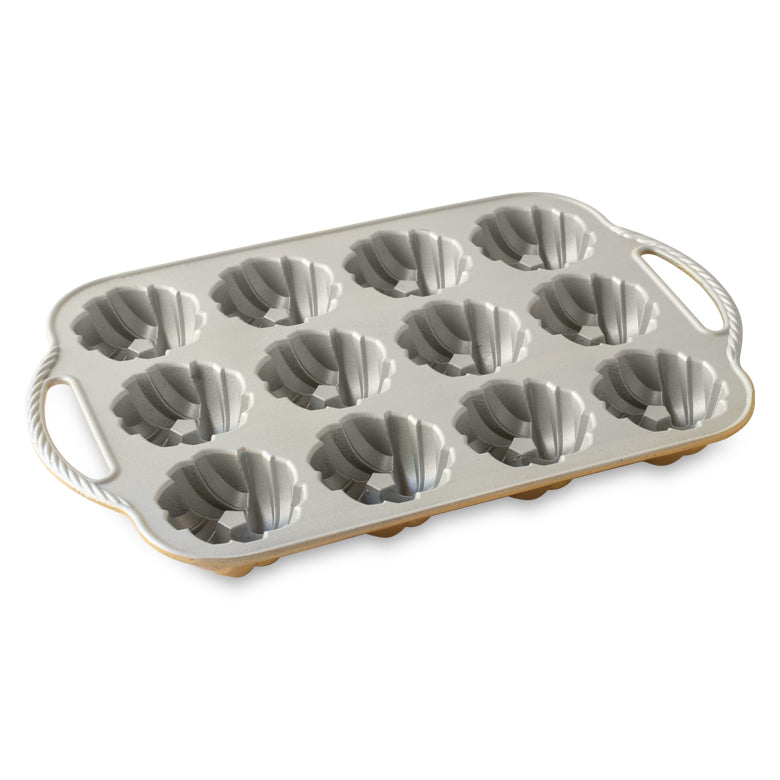 Braided Mini Bundt Pan