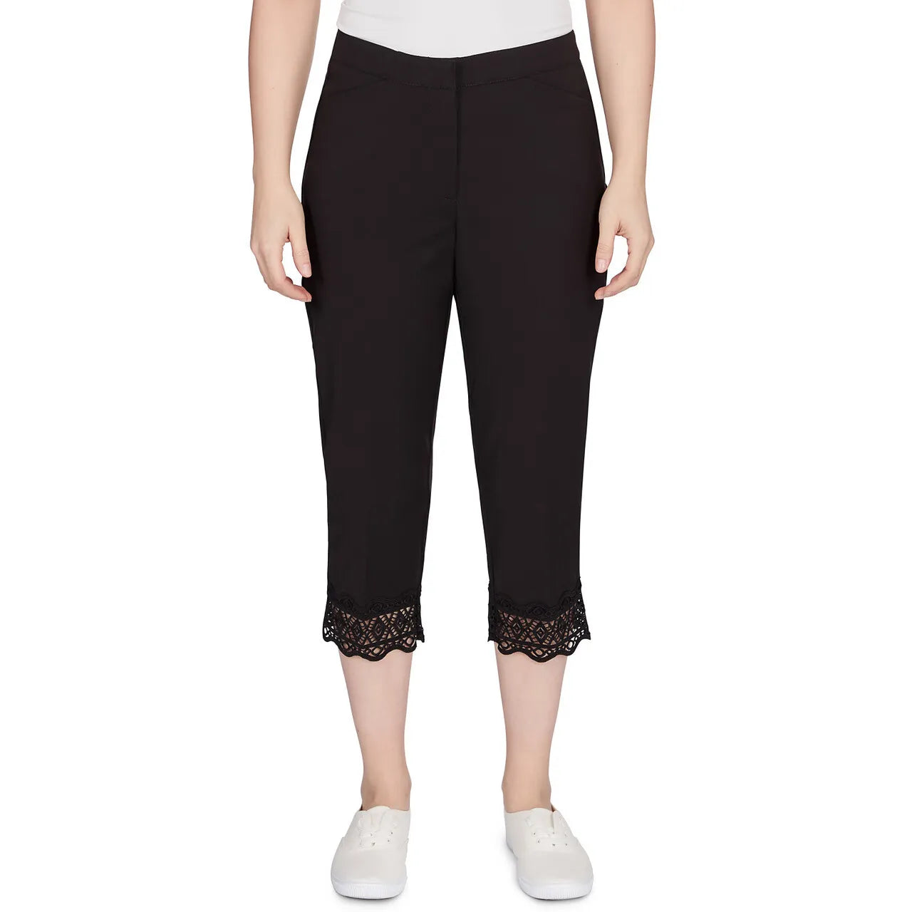 Stretch Lace Hem Capri Black- Ruby Rd