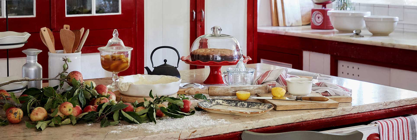 Medium Rect. Ruffled Baker 14", Cook & Host White