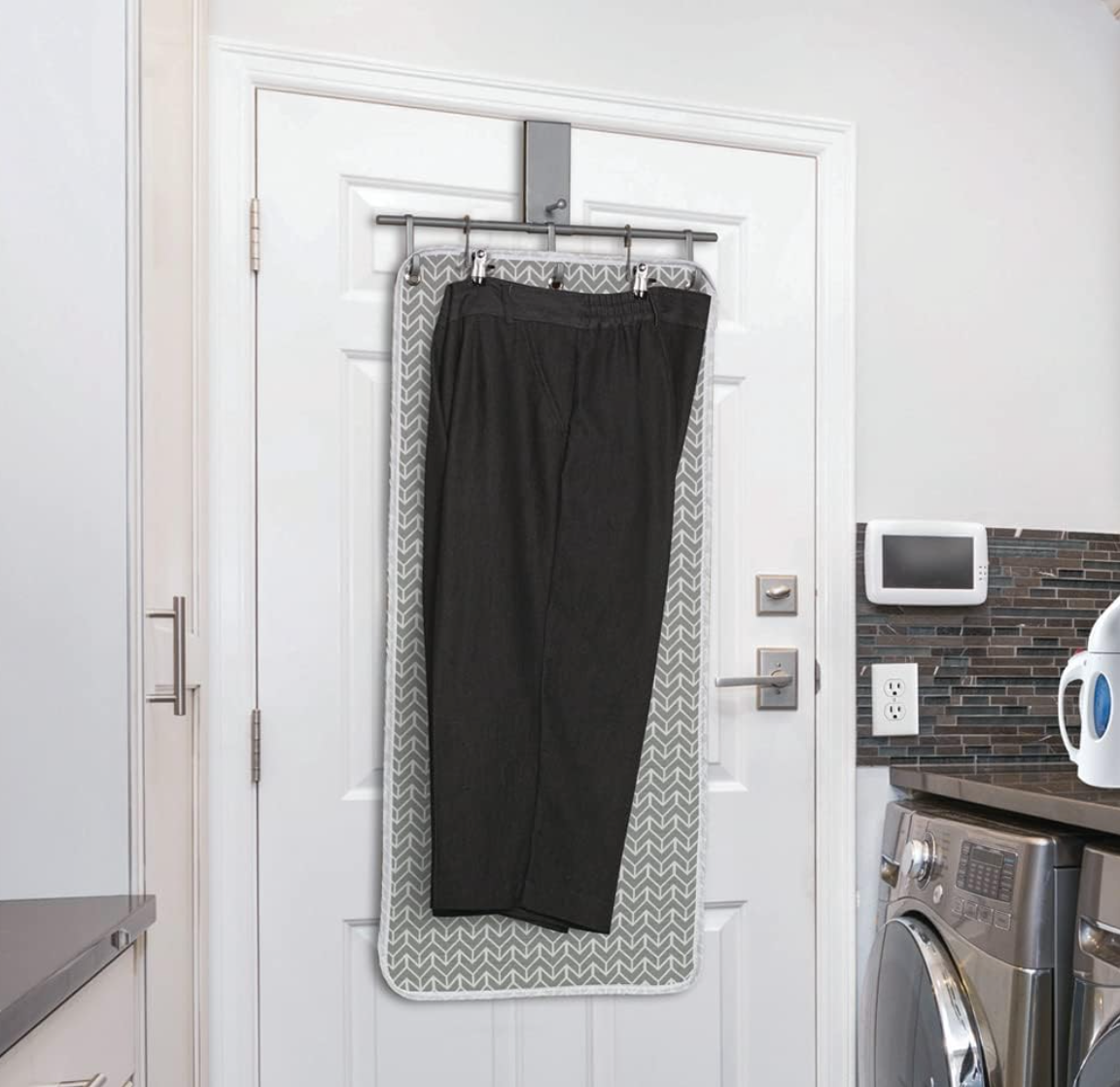 Over-the Door Steaming Station