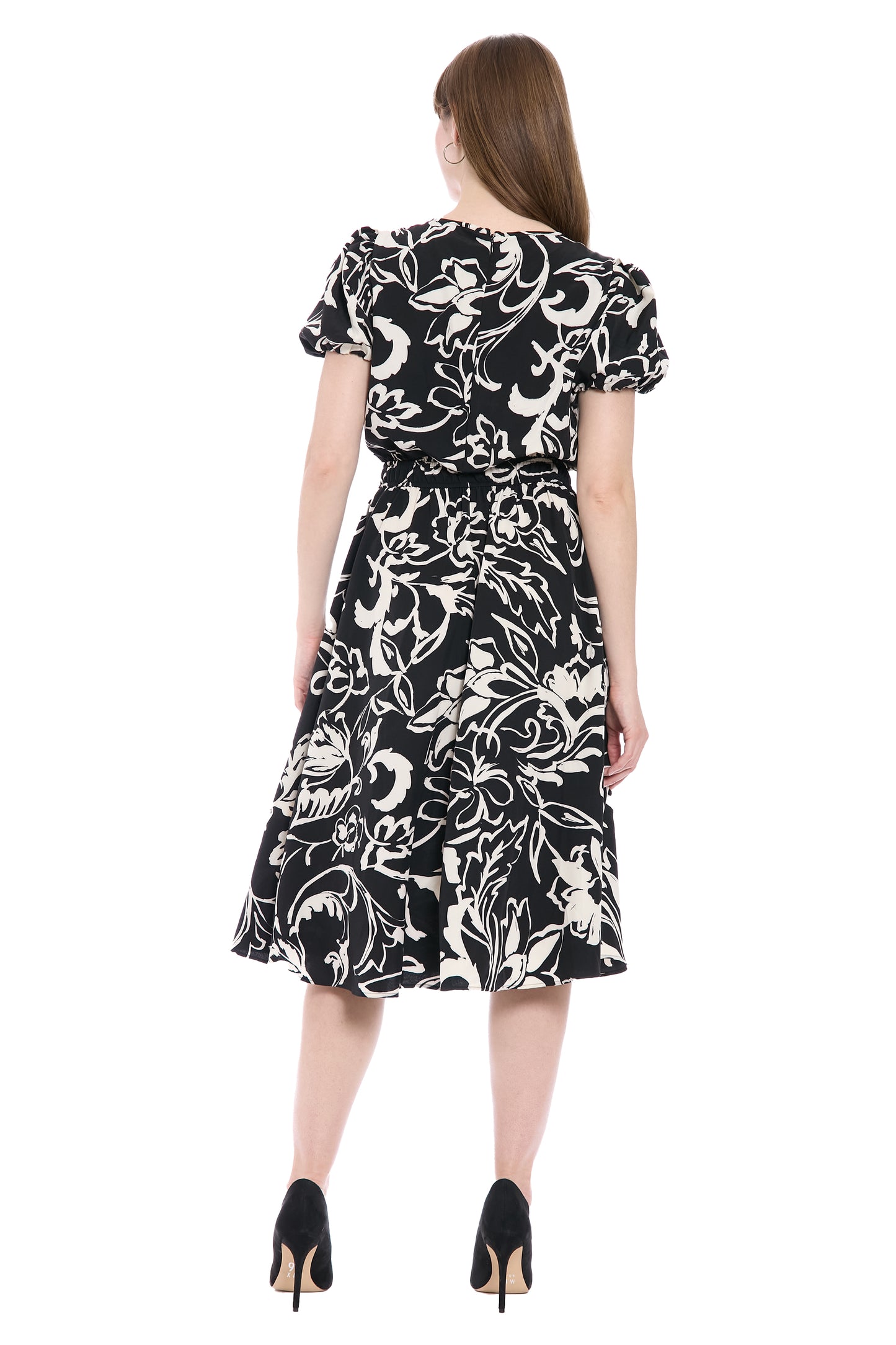 Tucked-Sleeve Midi Dress Black / Bone - Maggy London