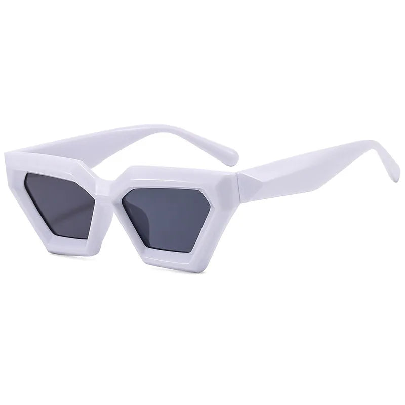 Irregular rhombus shaped sunglasses