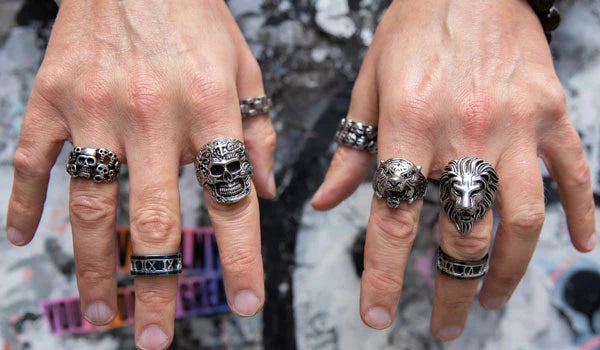 50 Assorted Skull Rings in a Tray