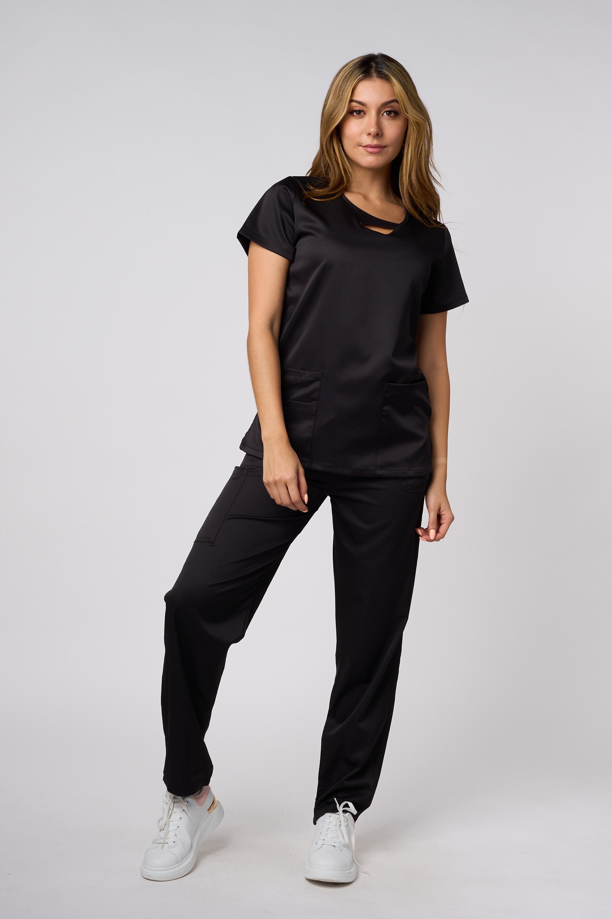 SOLID 4 WAY TRETCH KEYHOLE NECK SCRUB SET BLACK