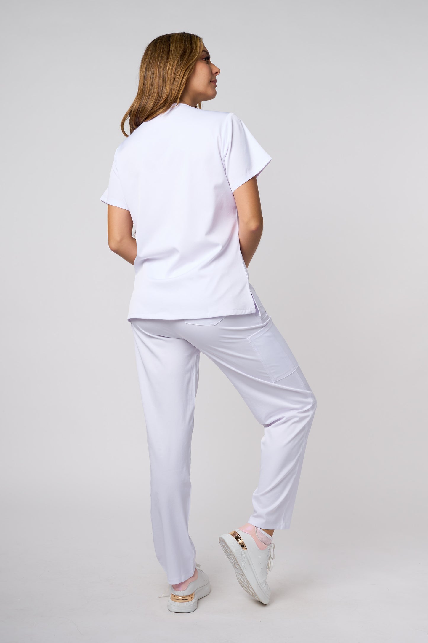 SCRUB TOP V NECK WHITE