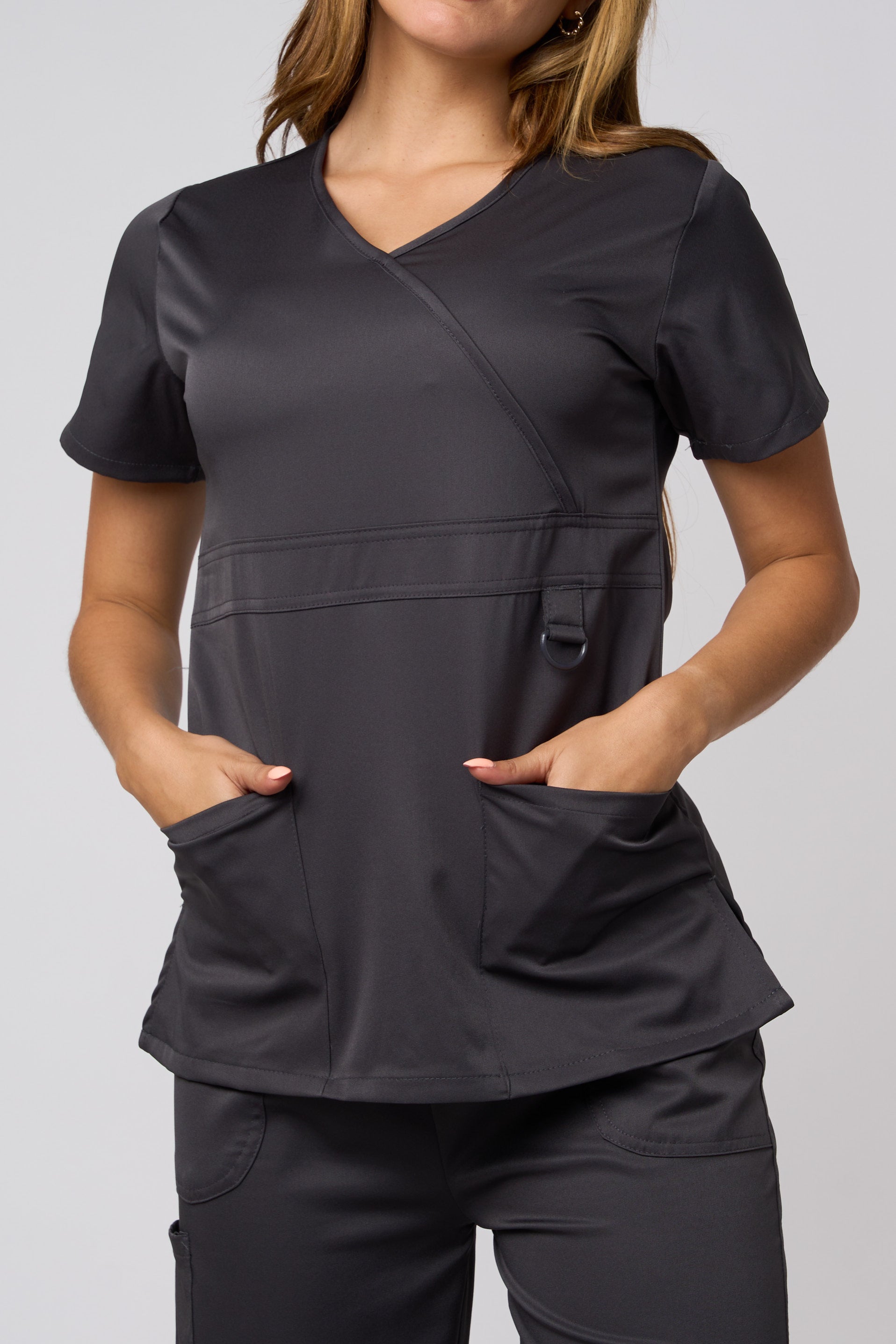 SOLID 4 WAY STRETCH MOCK NECK W/D RING PEWTER