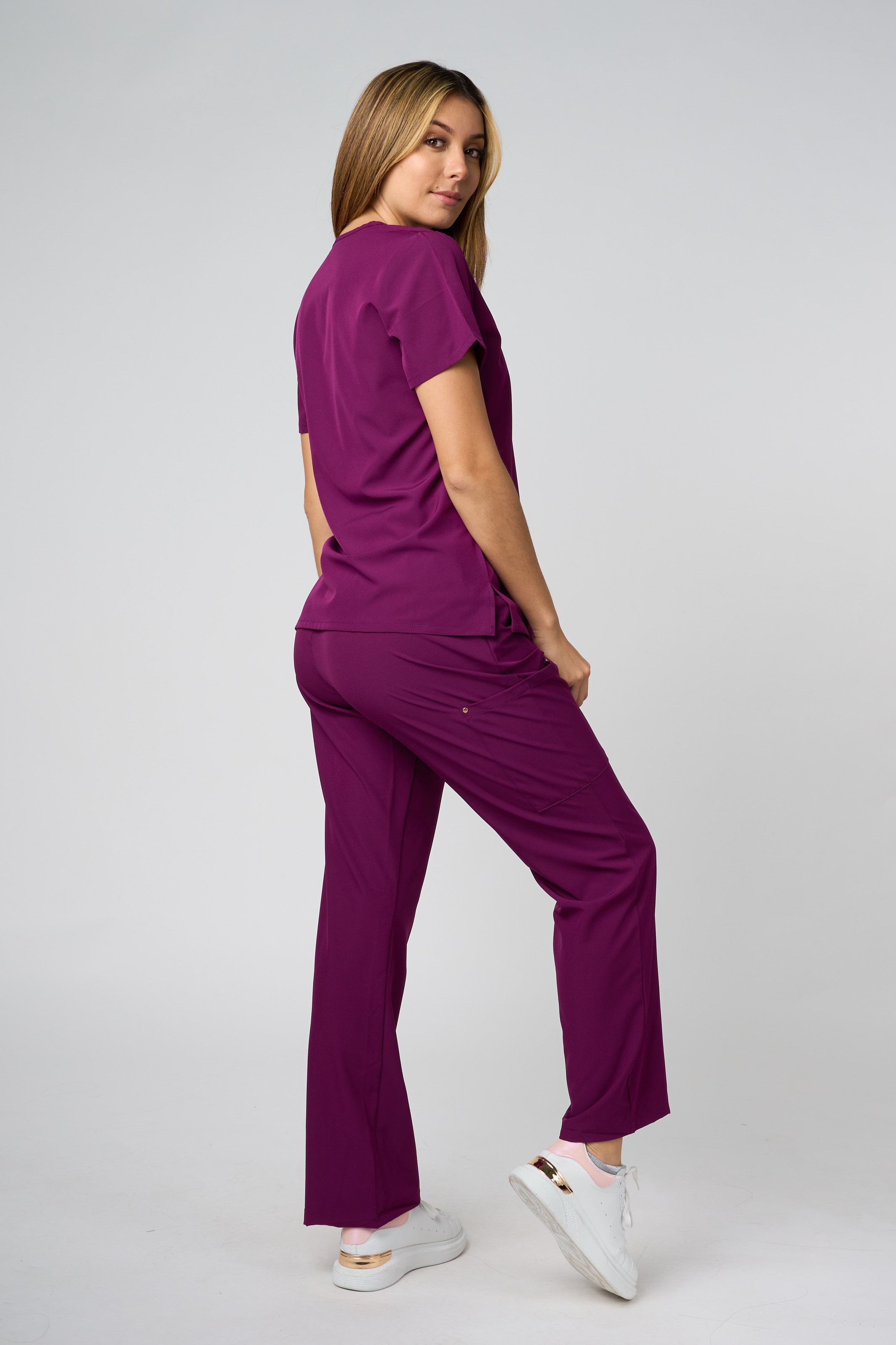 BERRY VNK 7654