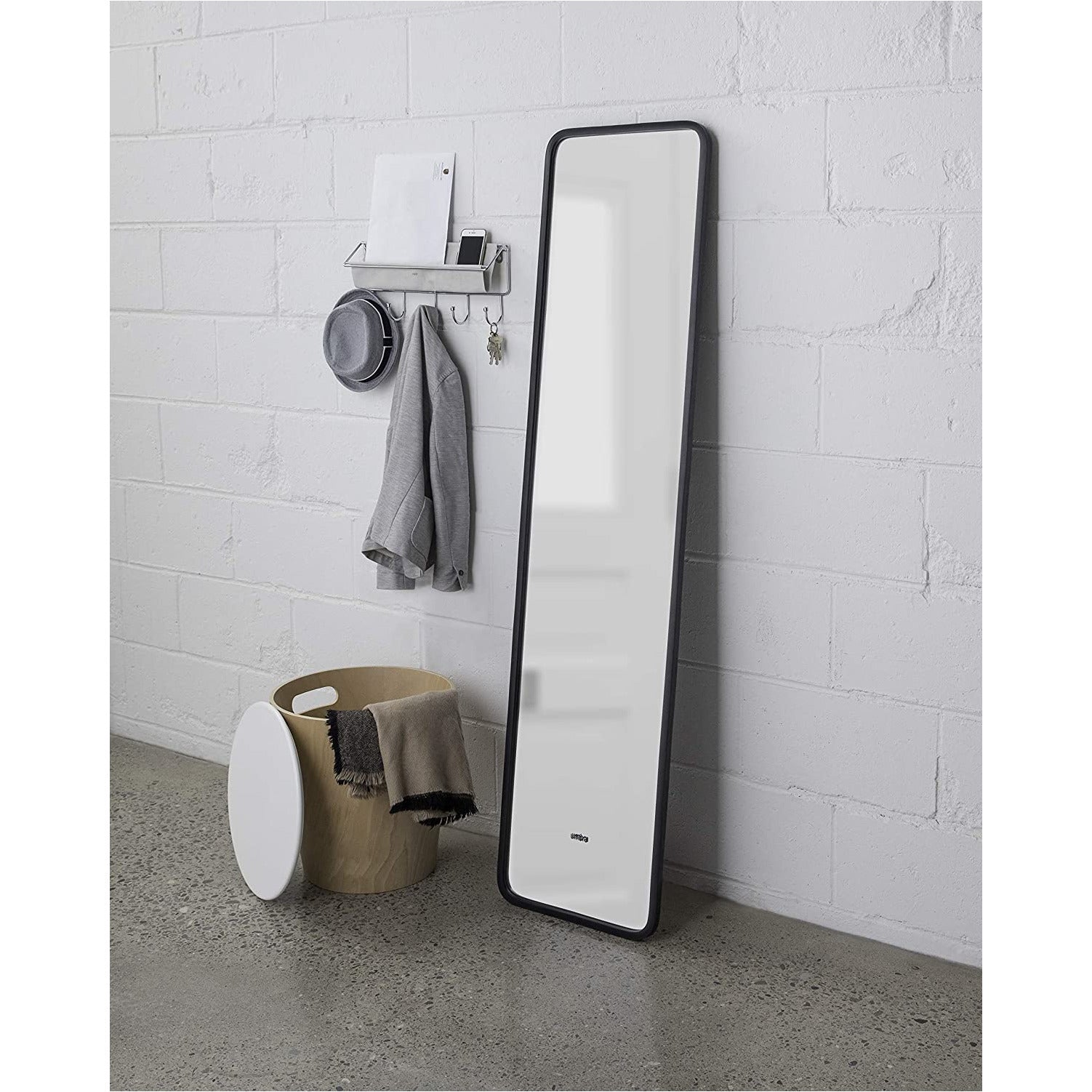 HUB LEANING MIRROR 62 X14.5 BLACK