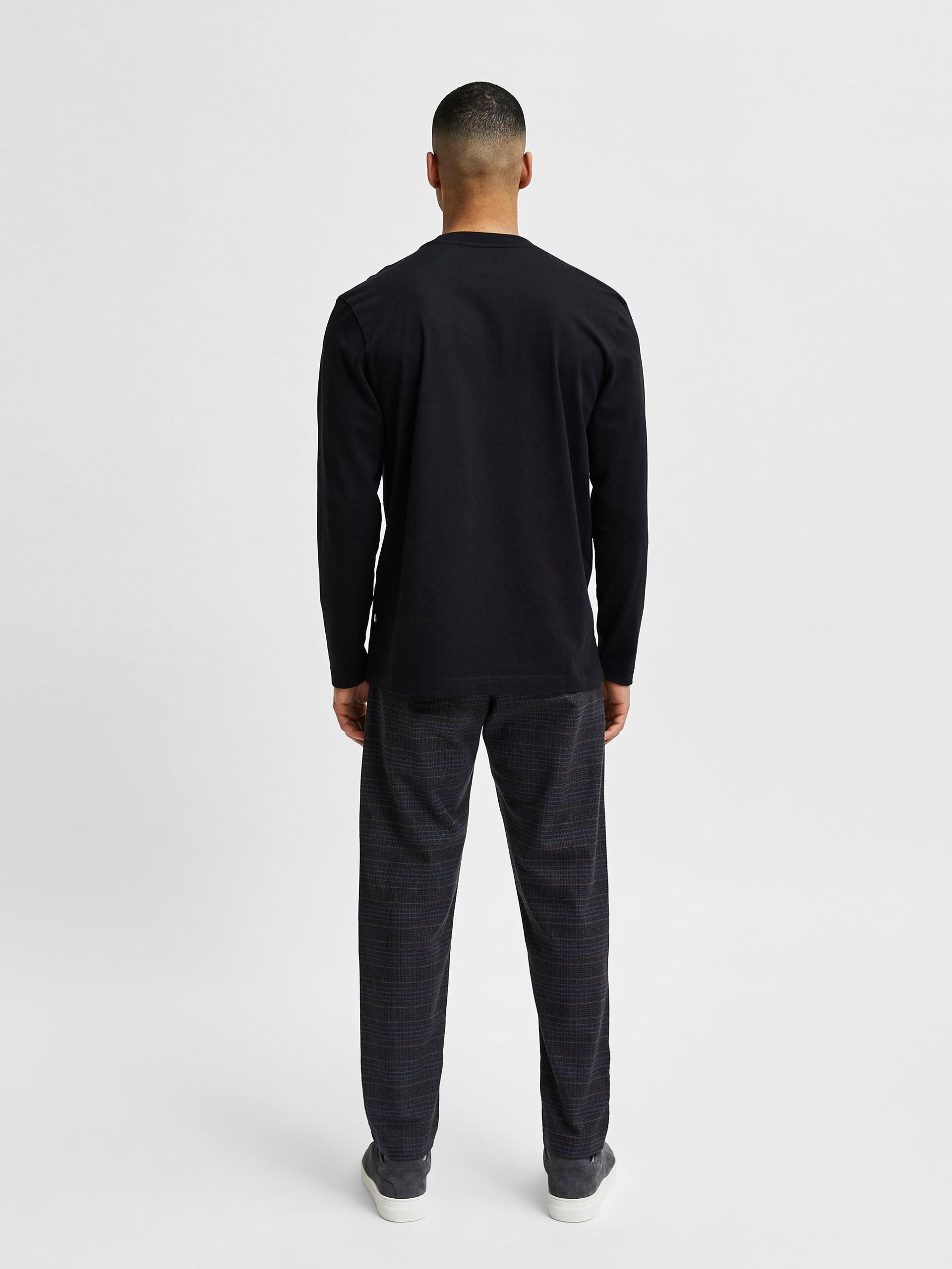 Crew Neck Long leeve Tee Black