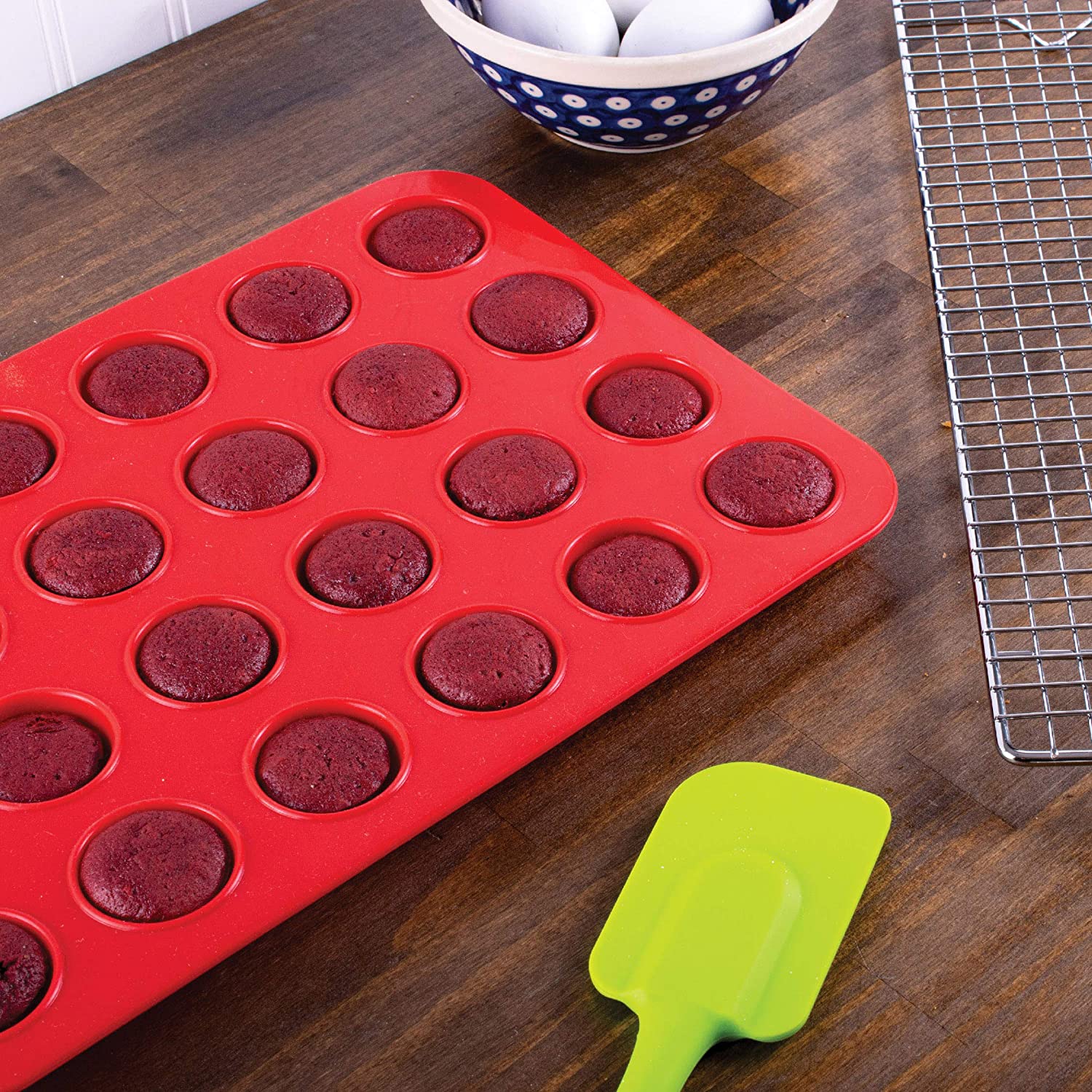 Silicone 24-Cup Mini Muffin Pan