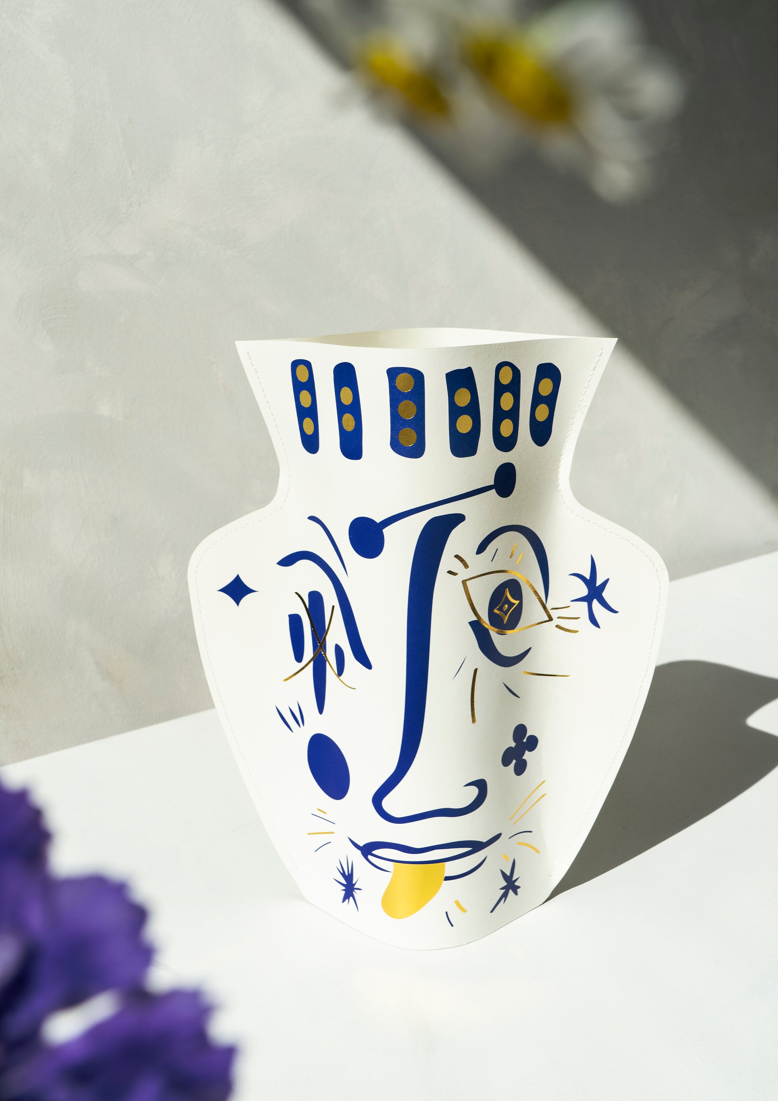 Paper Vase Vasage White