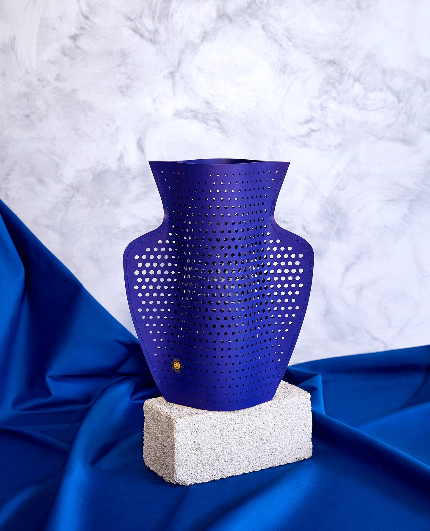 Paper Vase Helio Blue