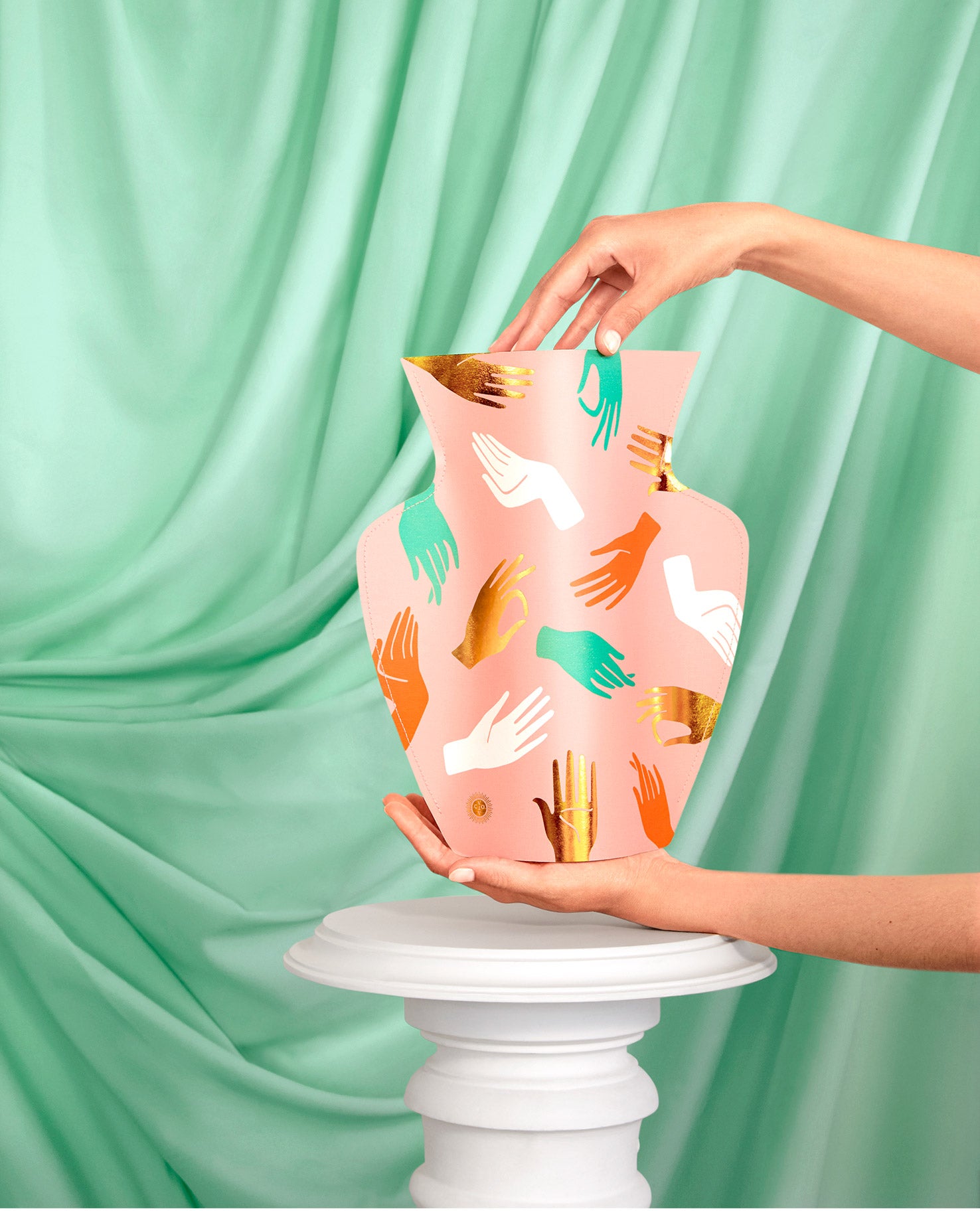 Paper Vase Hamsa Pink