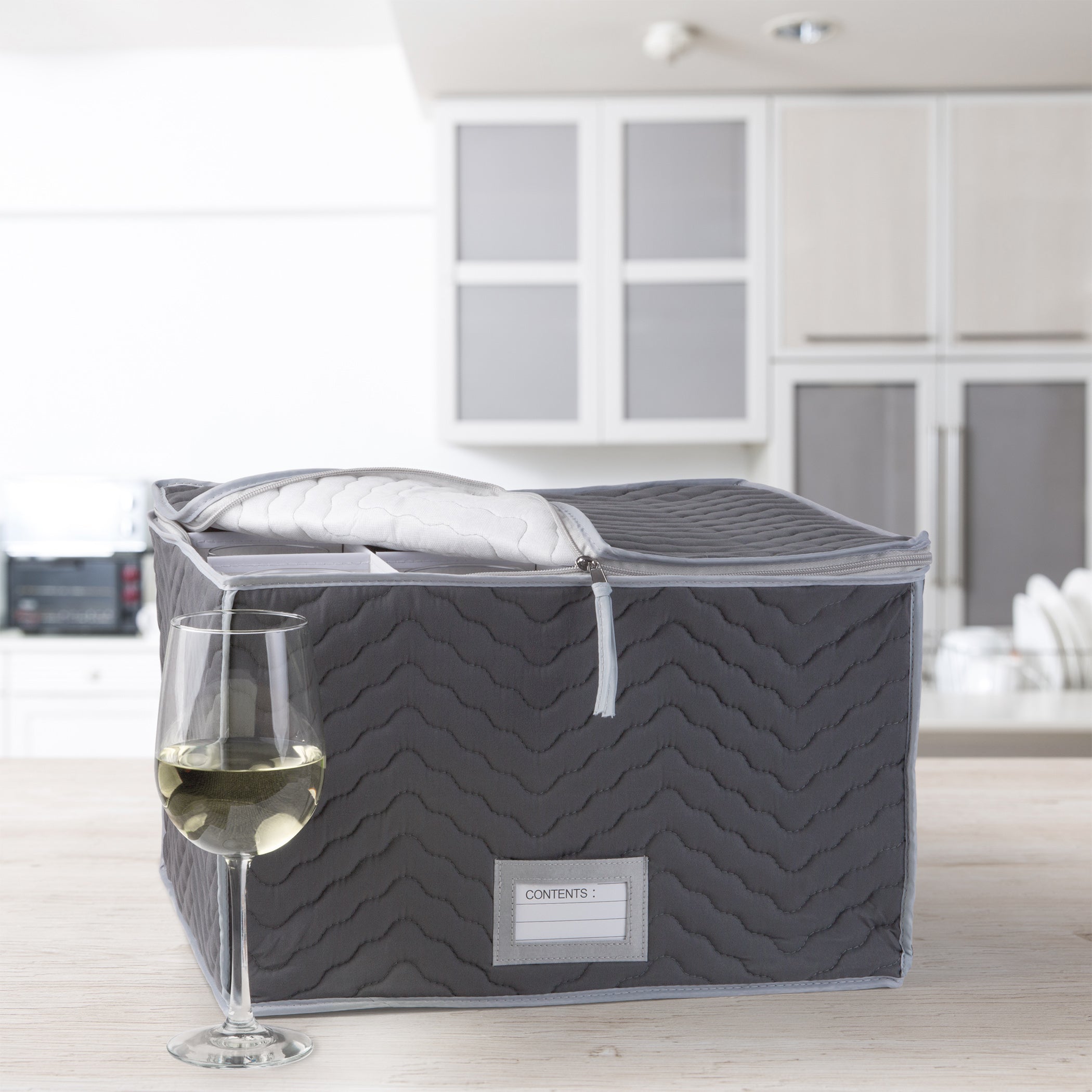 Deluxe Microfiber Stemware Chest