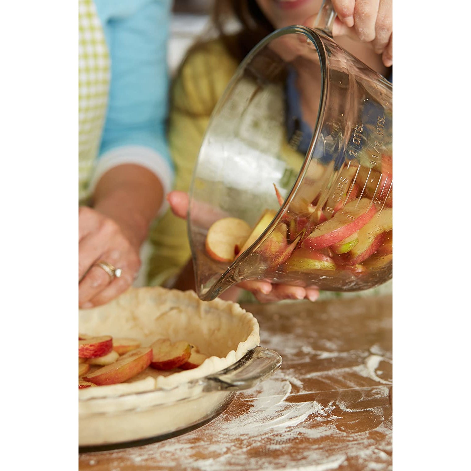 Batter Bowl 2qt W/plastic Lid Glass red