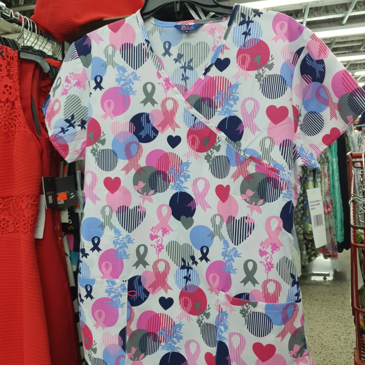 UNIFORME DE ALGODON BLANCO CON DISEÑOS VARIOS