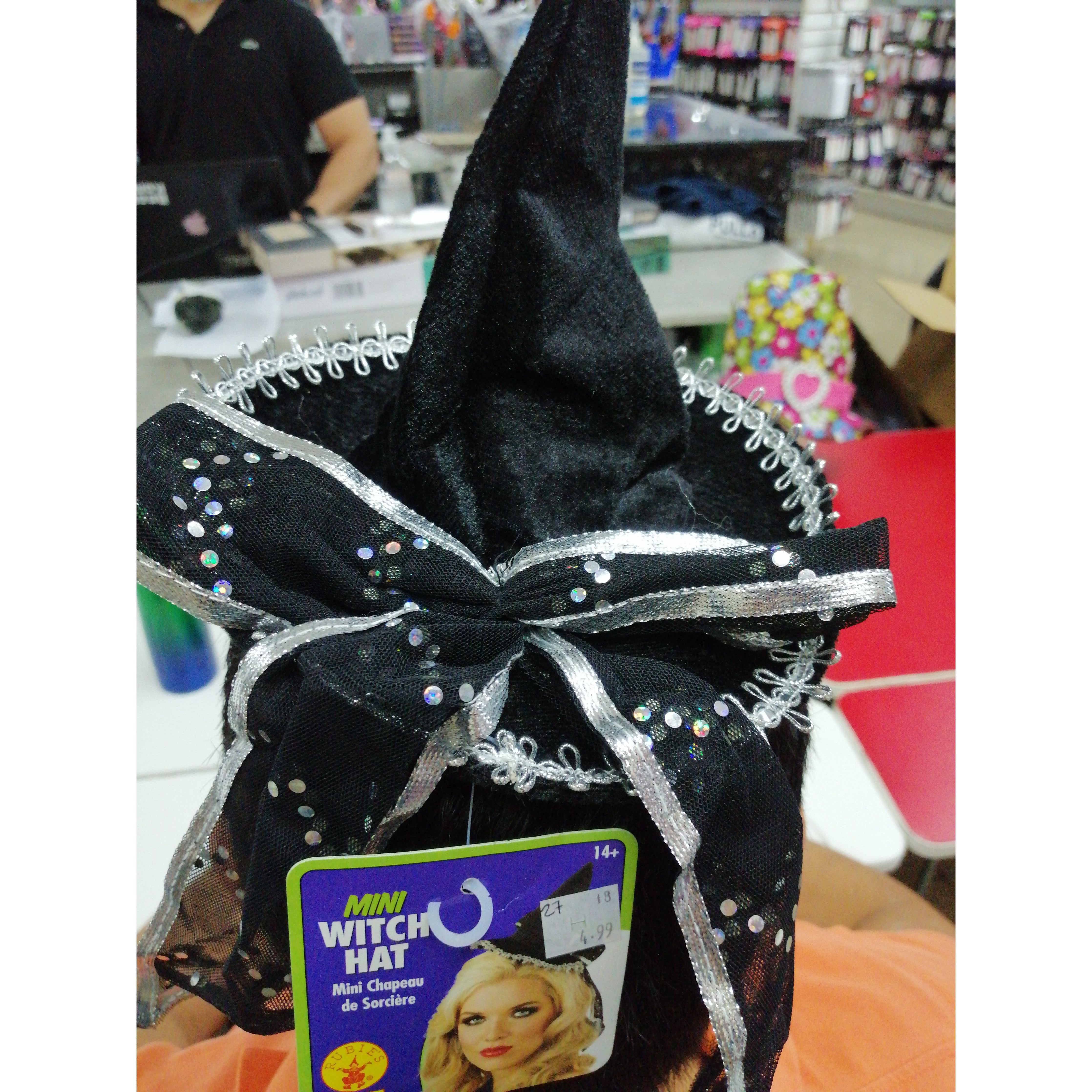 MINI WITCH HAT