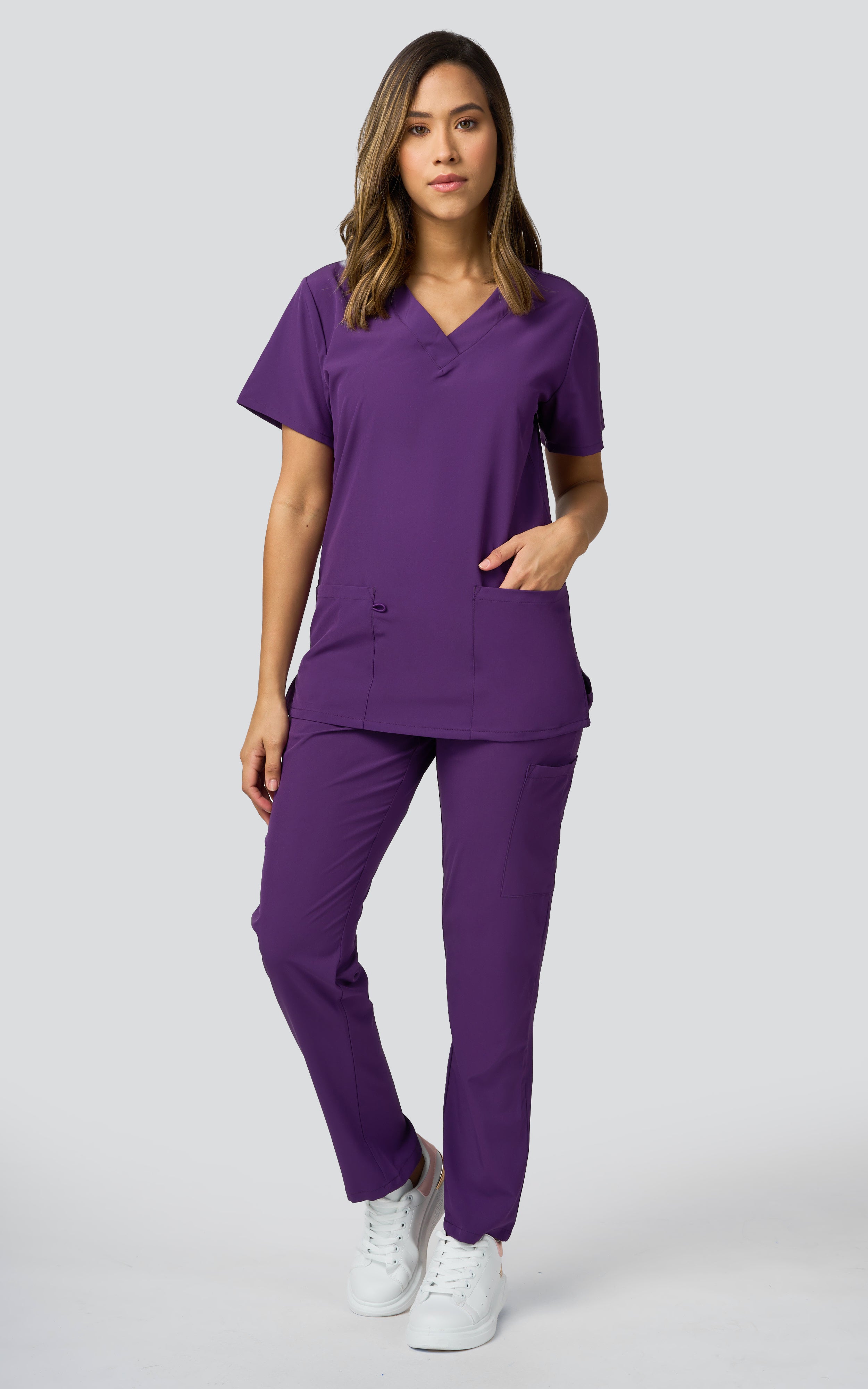 UNIFORME STRECH MORADO LOTO MODELO JOGGER (SLIM FIT)