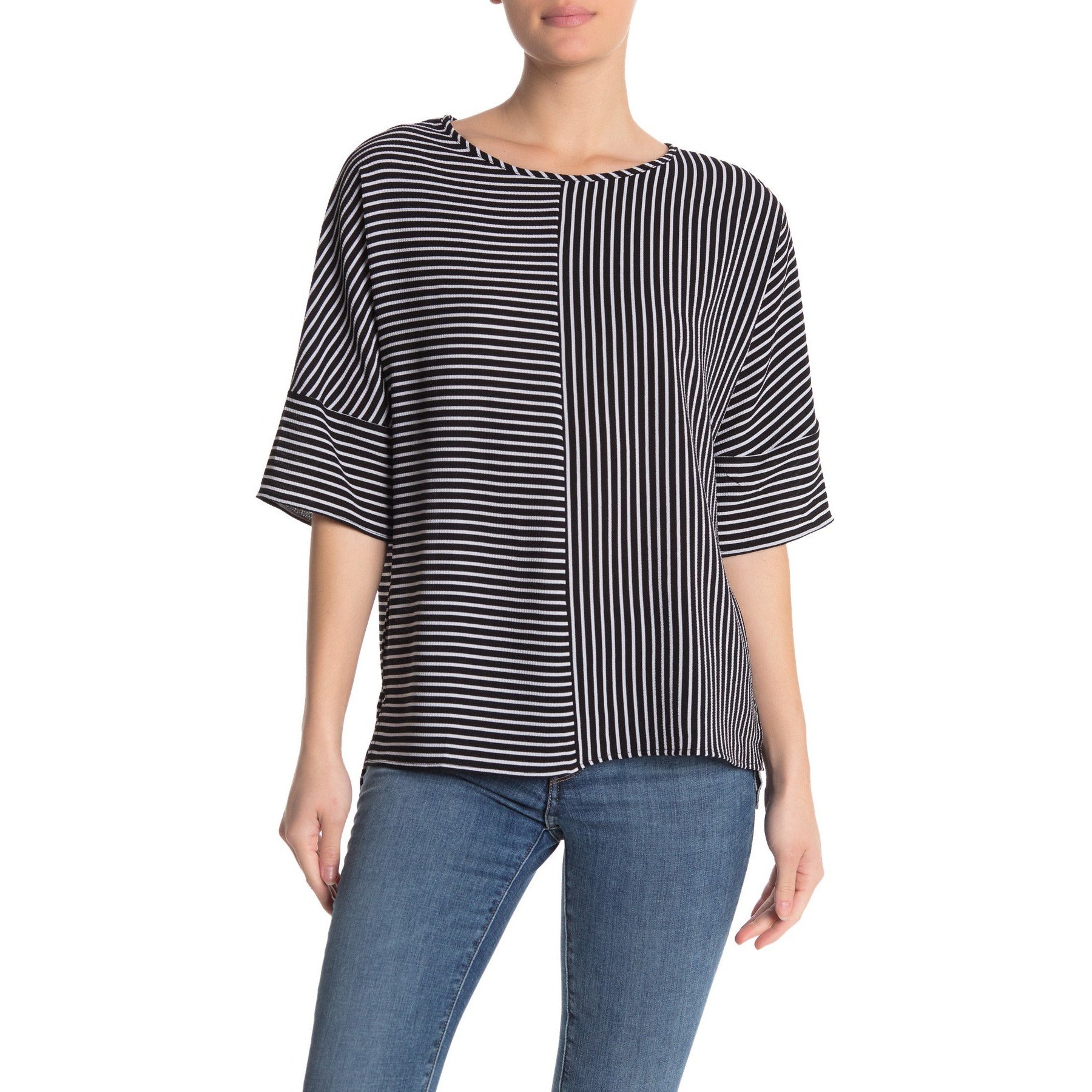 BLUSA DE RAYAS BLANCAS Y NEGRAS