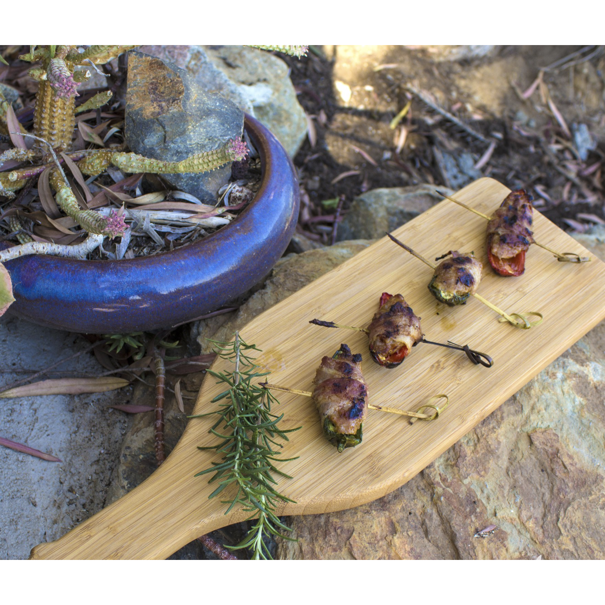 Vino Cutting & Serving Board