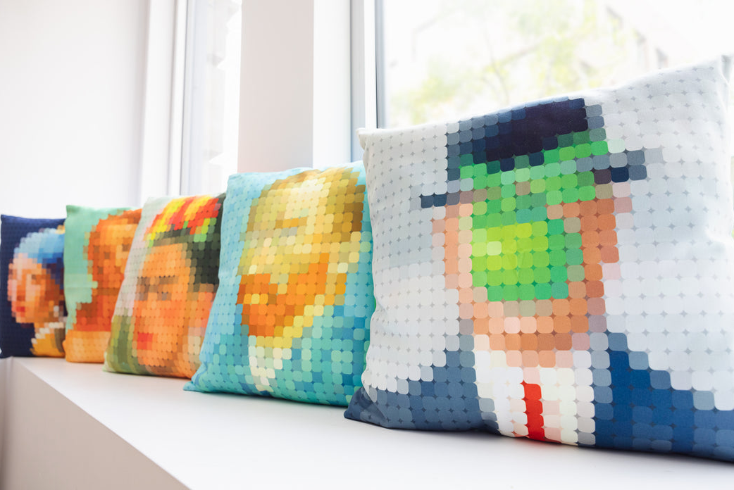 Funda para Cojín - Pixel Art René Magritte