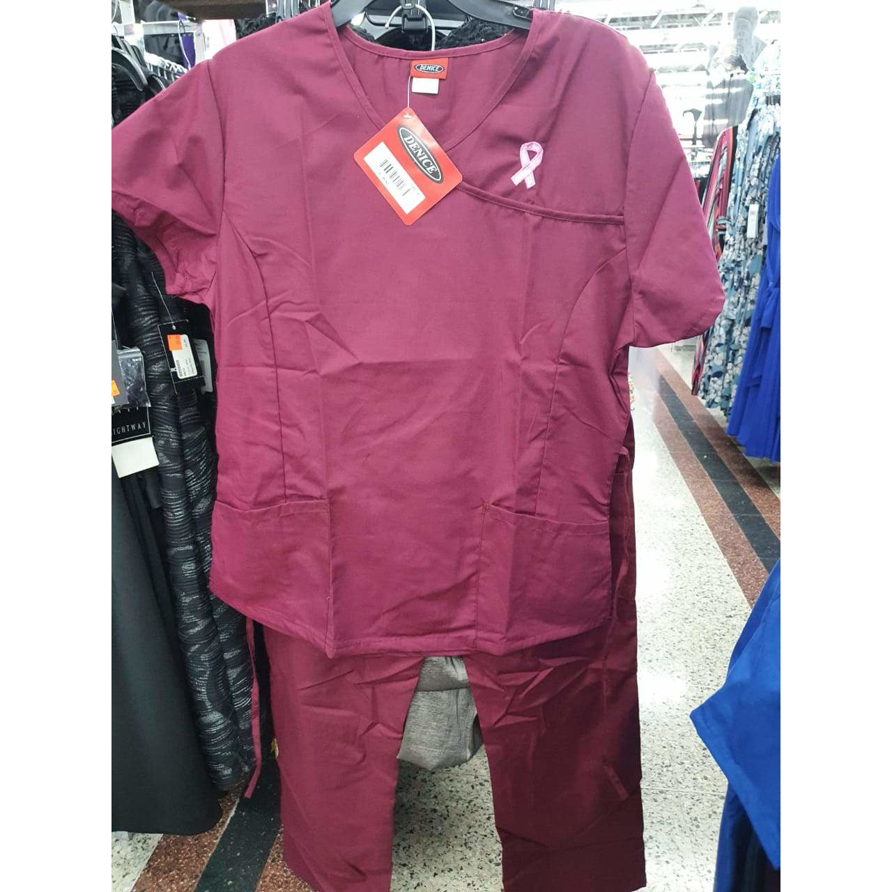 UNIFORME DE ENFERMERIA VINO TINTO