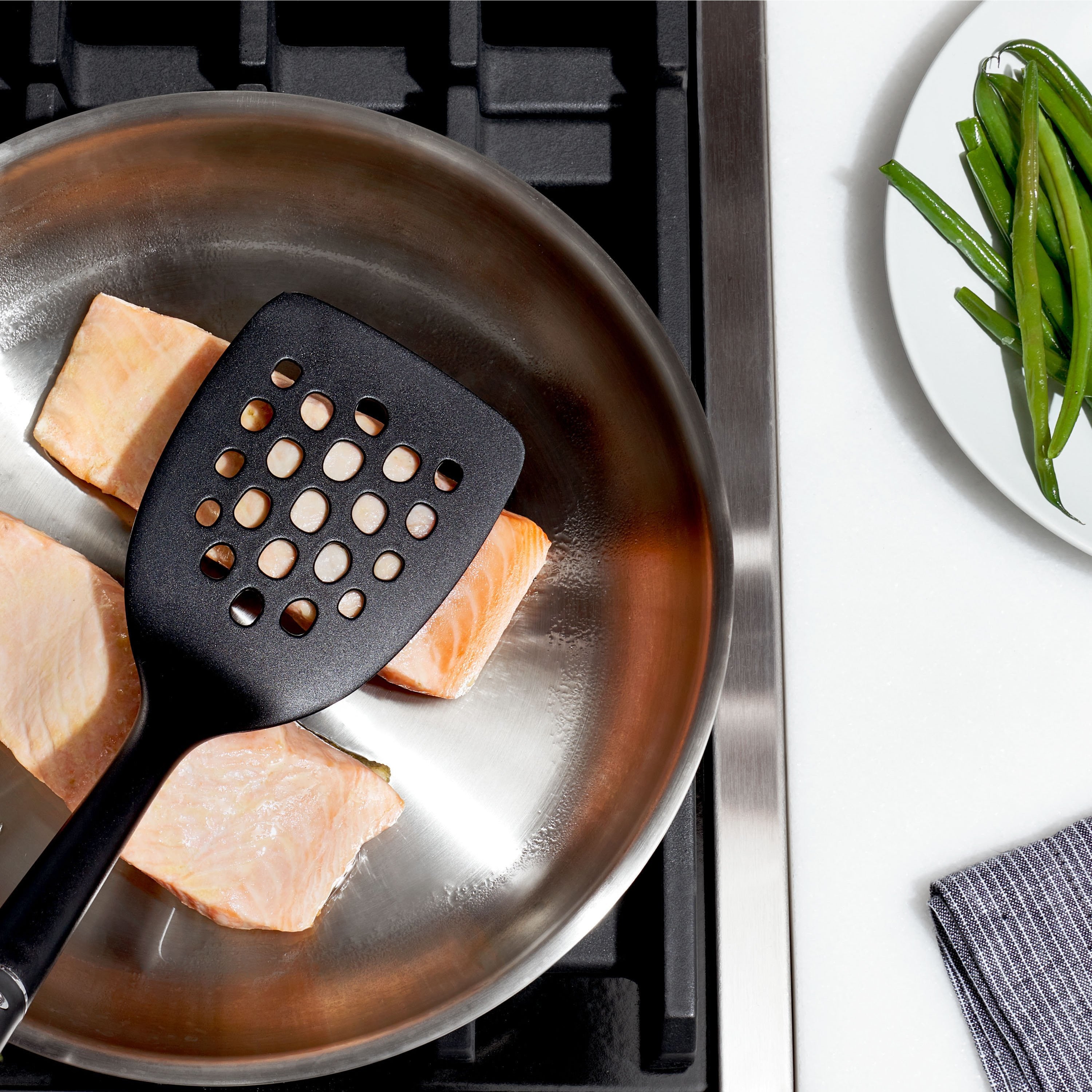 OXO GG NYLON SQUARE TURNER