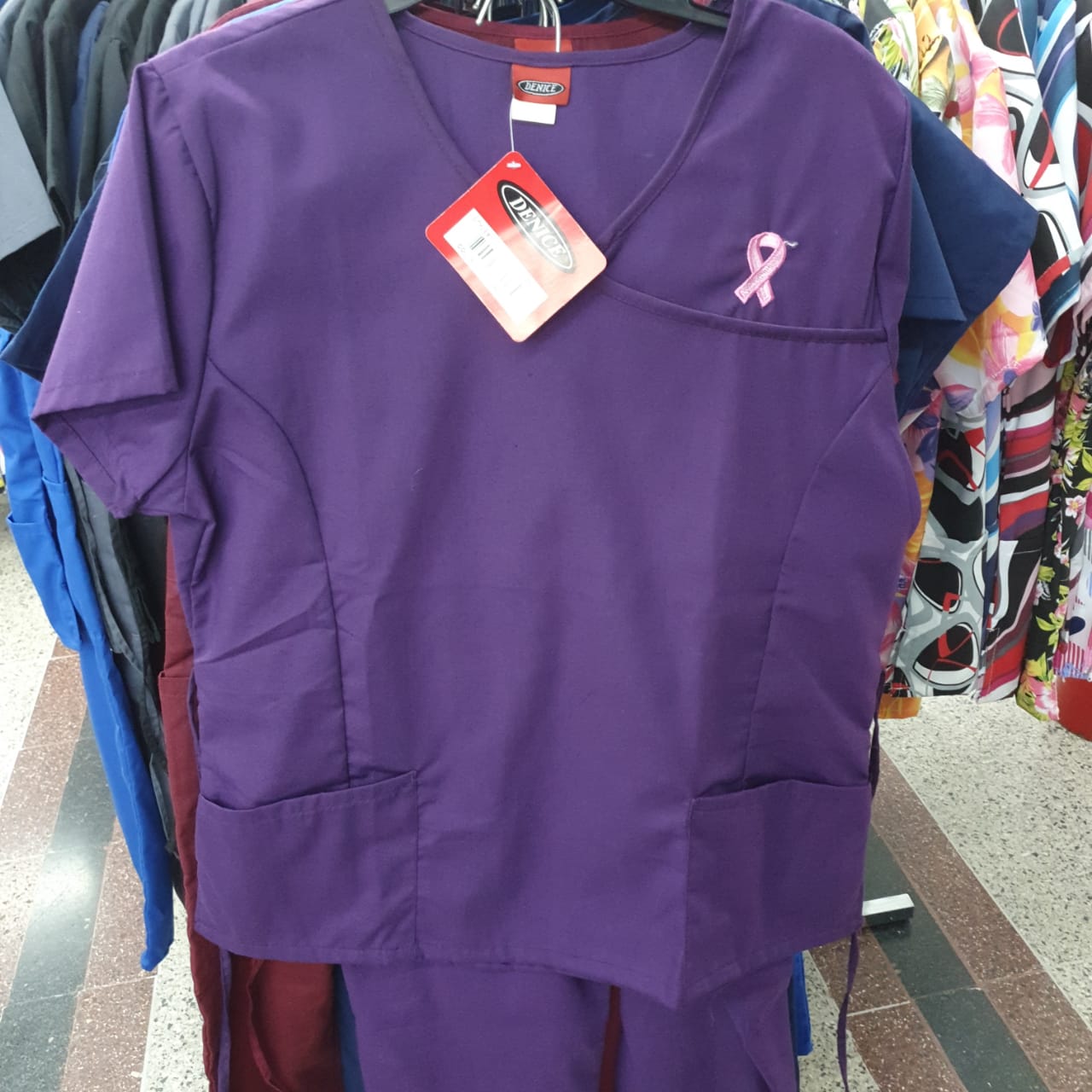 UNIFORME DE ENFERMERIA PURPURA