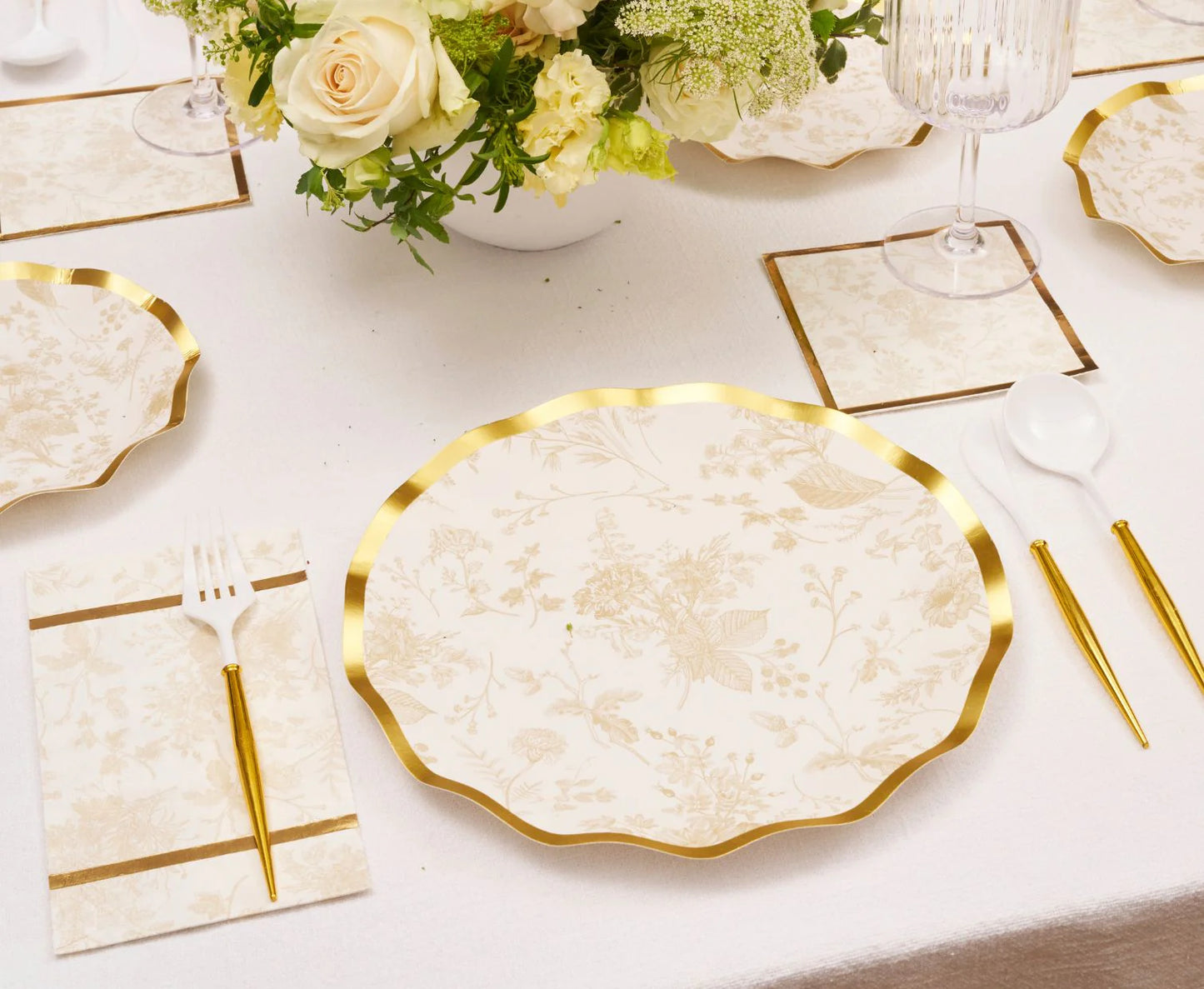 Wavy Dinner Plate Timeless Sand 10.5"