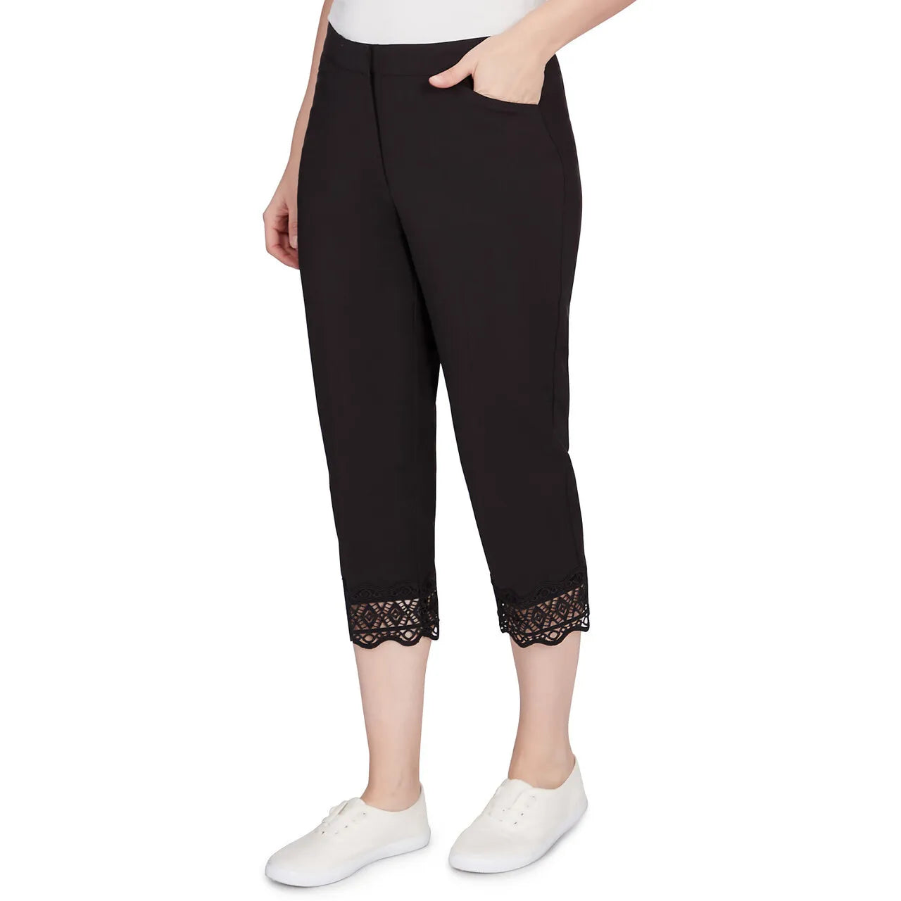 Stretch Lace Hem Capri Black- Ruby Rd