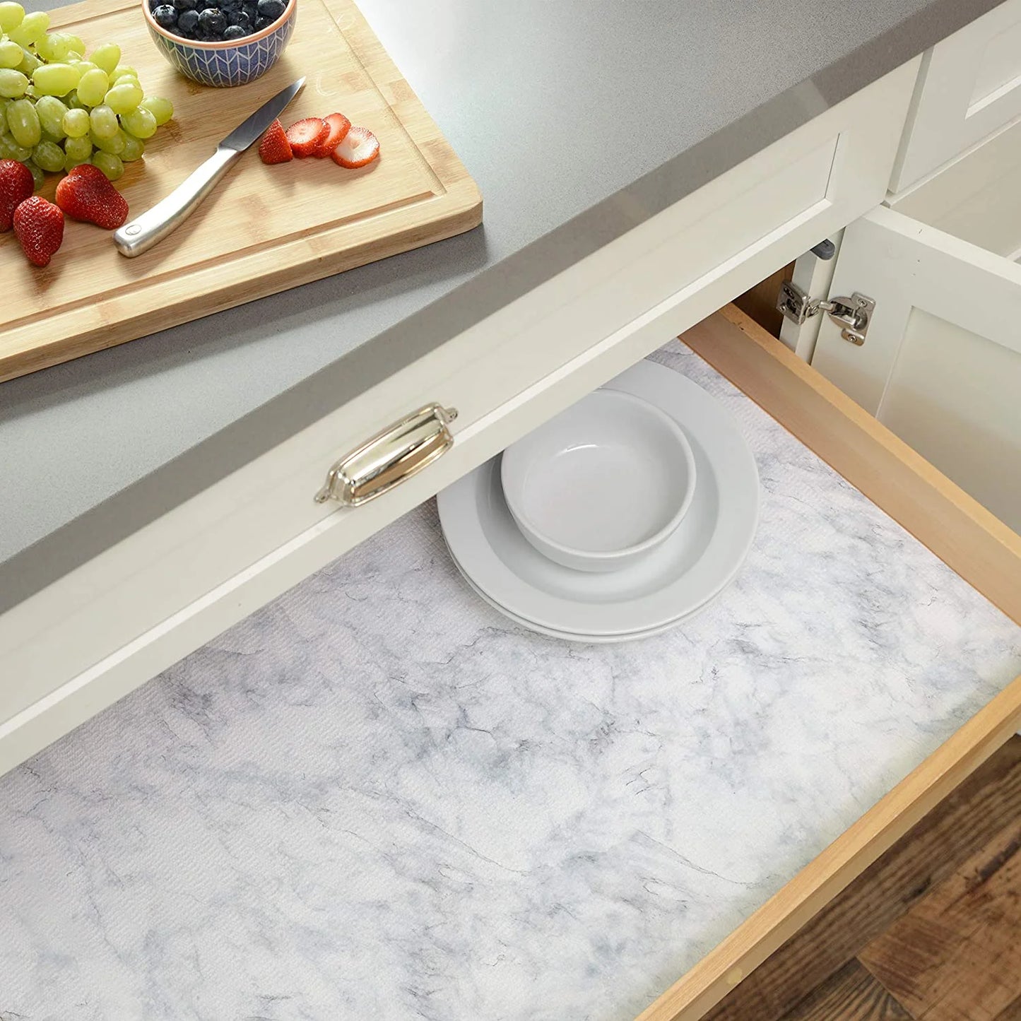 Grip Prints Classic Marble Gray 18" x 4 Ft