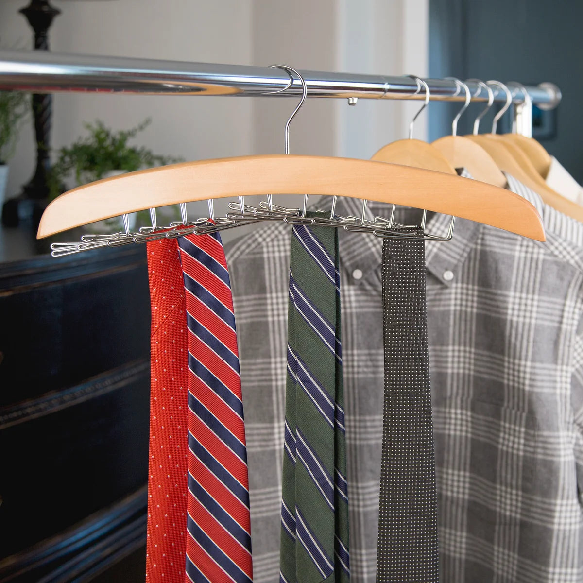 Natural - Tie Hanger : 24 Hangers
