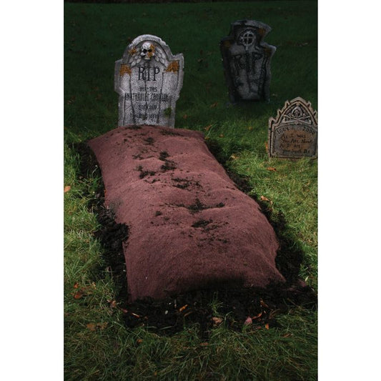 Grave Mound w/6 Stakes