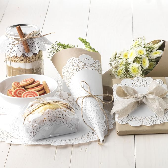 24 Doilies 12"