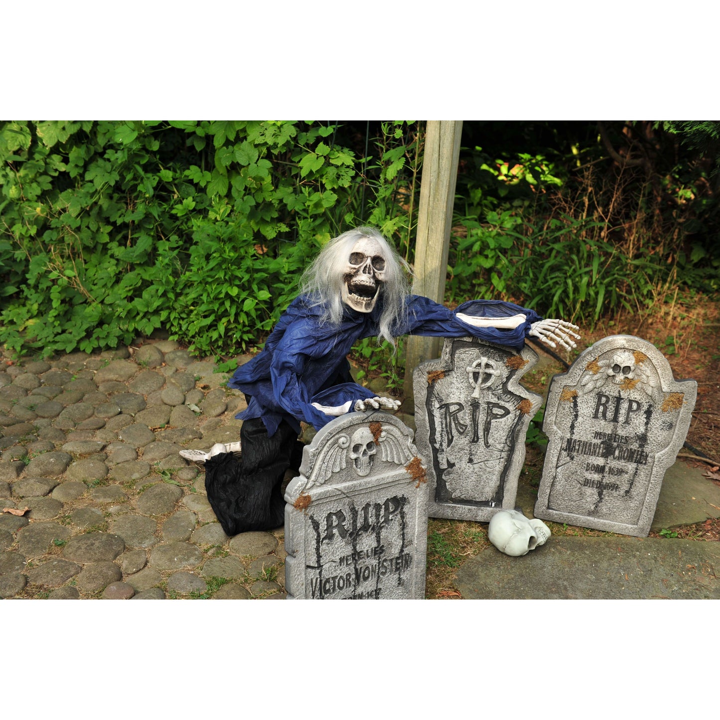 5' Skeleton Creeping Dead Grey Hair