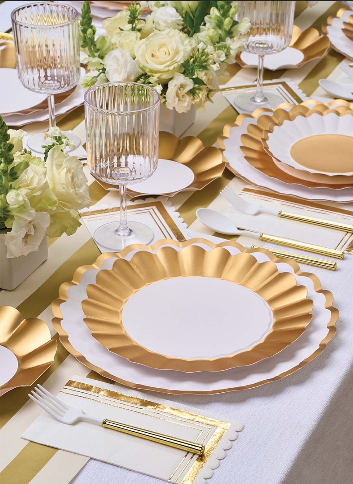 Bella Cutlery White / Gold  Handle