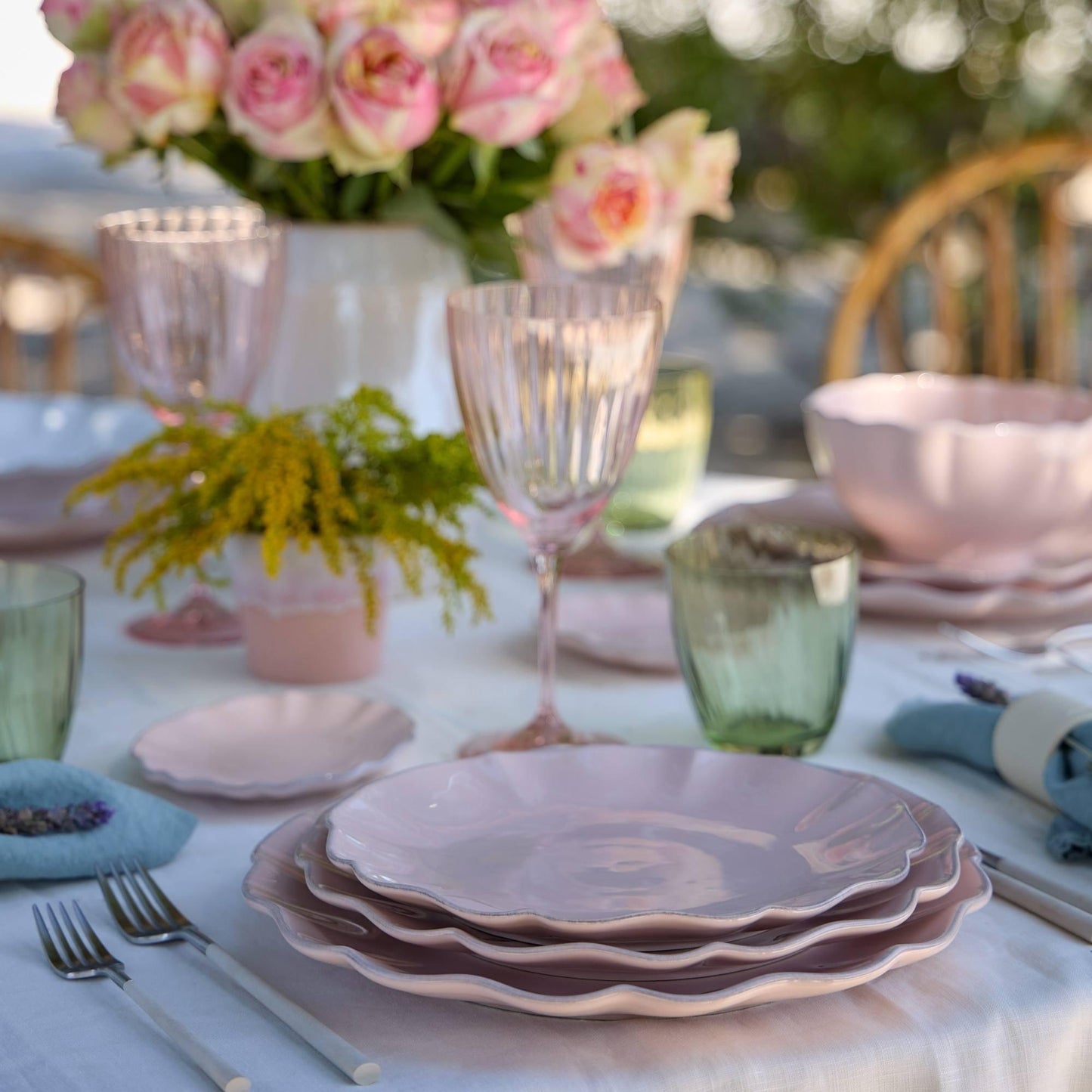 Salad/Dessert Plate 9",Rosa Rose Pink