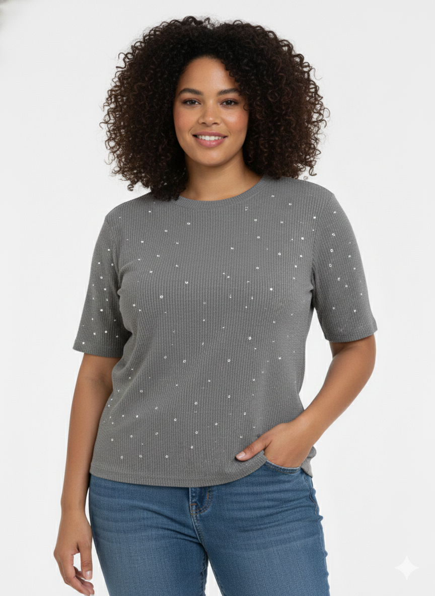 Plus Ladies Top Crew Neck Grey and pearls - Liz & Lilli