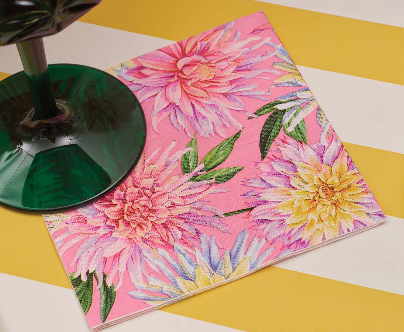 Dahlia Garden Guest Towel 3ply