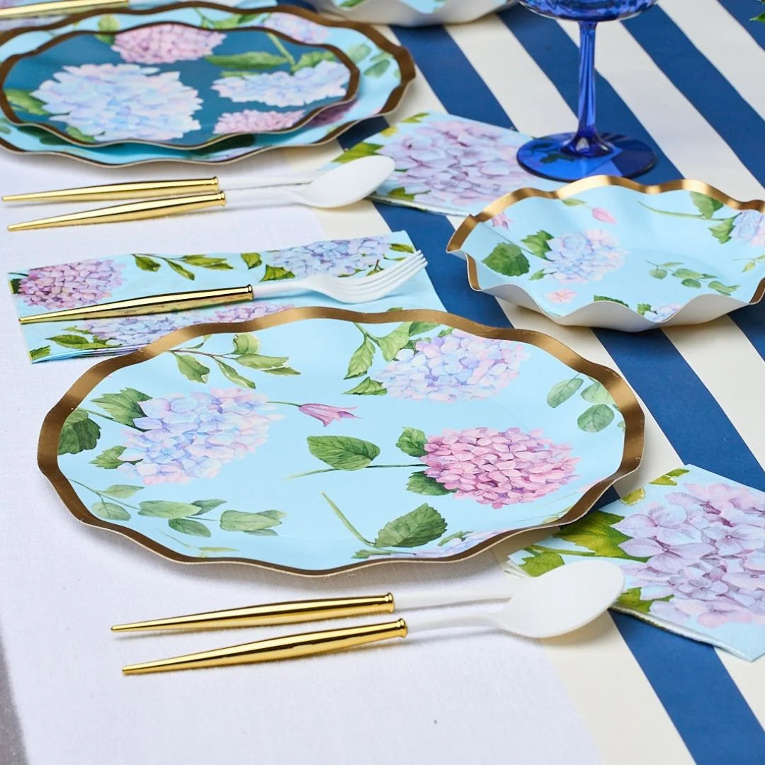 Wavy Dinner Plate Hydrangeas 10"