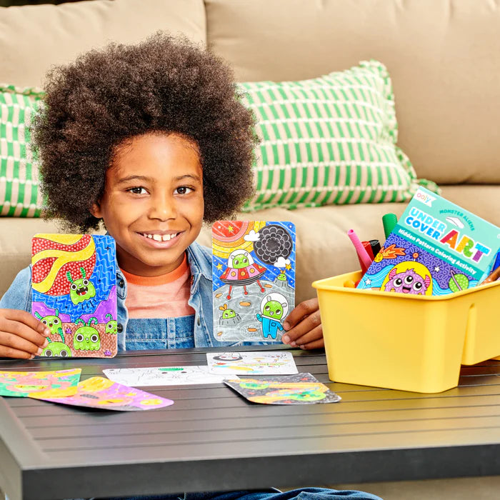 Hidden Pattern Coloring Activity Art Cards - Monster Aliens