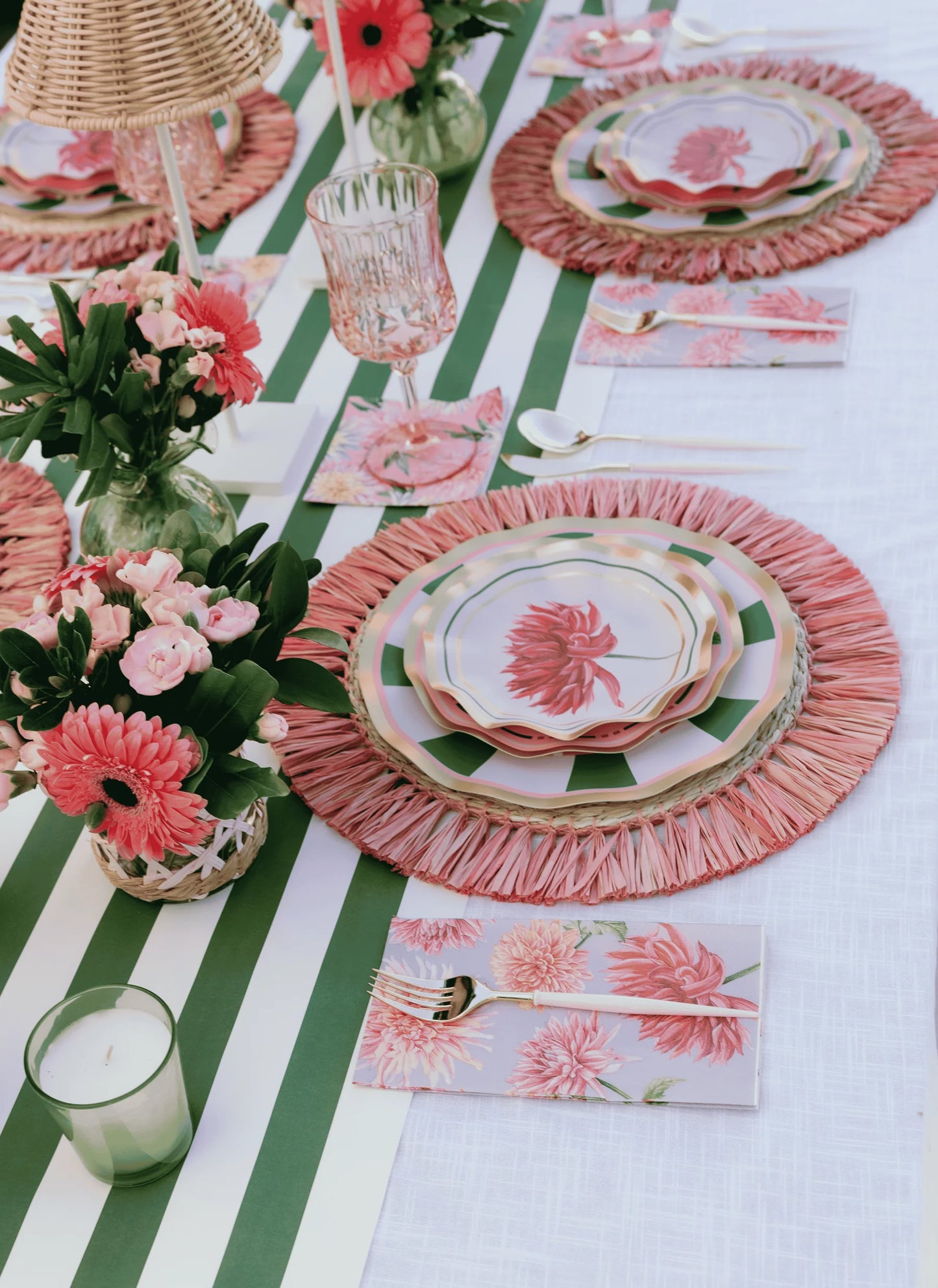 Dahlia Garden Dinner Plate 10.5" Gold Foil