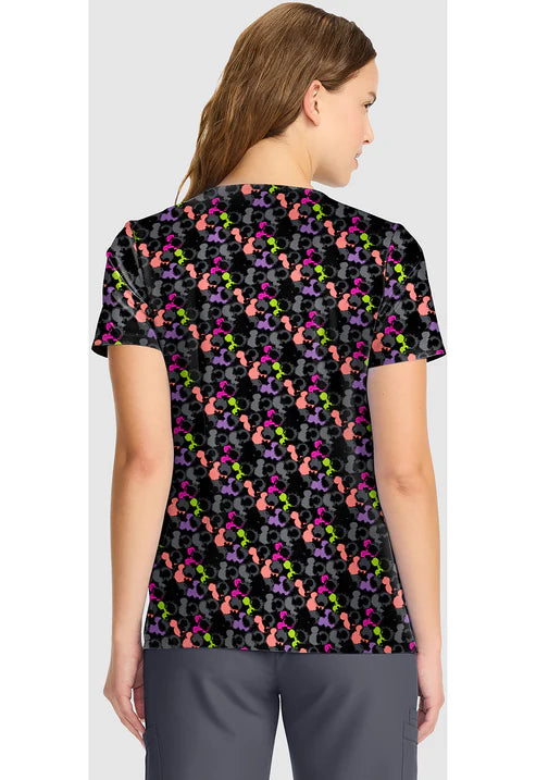 Top estampado con cuello en V e icónico Mickey de Disney
