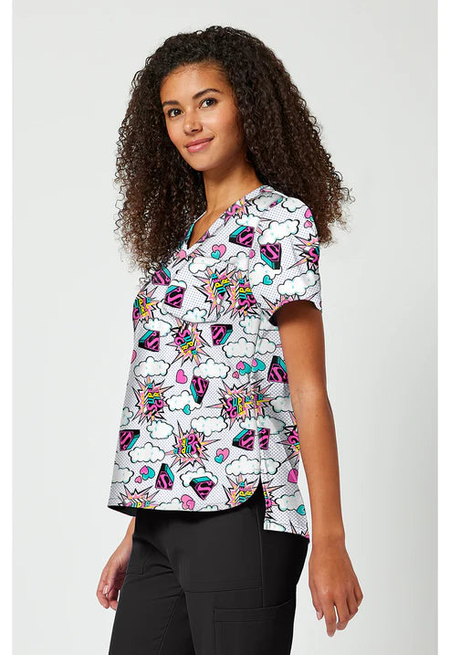 Blusa con estampado de cuello en V para uniforme, modelo Head Skyward